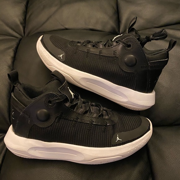 Jordan Jumpman 2020 Sneakers - Picture 1 of 6